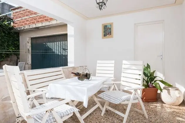 Apart Daire (Viki - 150m from sea - A2(3+1))