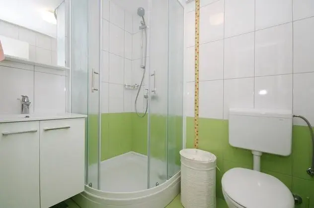 Ev (Viki - with heated pool - H(6+1))