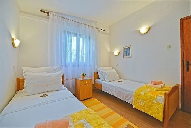 Ev (Viki - sea view terrace - H(4+1))