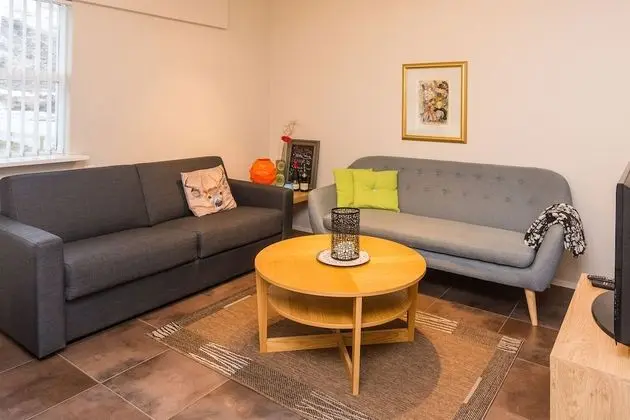 Family Tek Büyük veya İki Ayrı Yataklı Oda