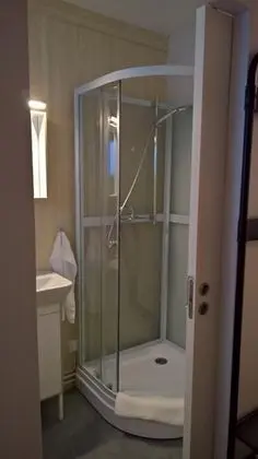 Tek Büyük veya İki Ayrı Yataklı Oda, Özel Banyo
