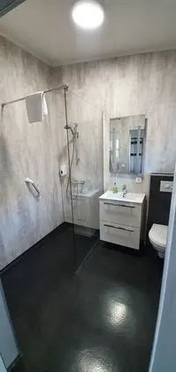 Üç Kişilik Oda, Özel Banyo