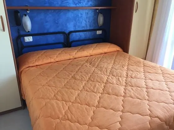 Tek Büyük veya İki Ayrı Yataklı Oda