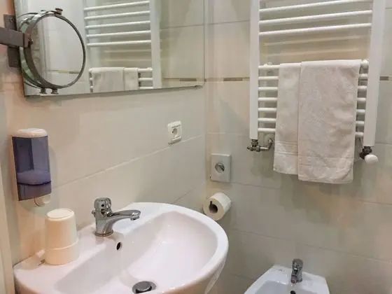 Tek Büyük veya İki Ayrı Yataklı Oda