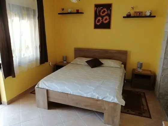 Deluxe Stüdyo, Mutfak, Avlu Manzaralı