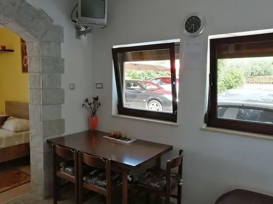 Deluxe Stüdyo, Mutfak, Avlu Manzaralı