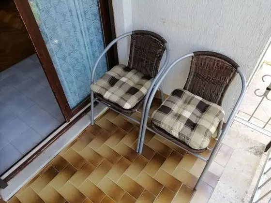 Deluxe Üç Kişilik Oda (2)