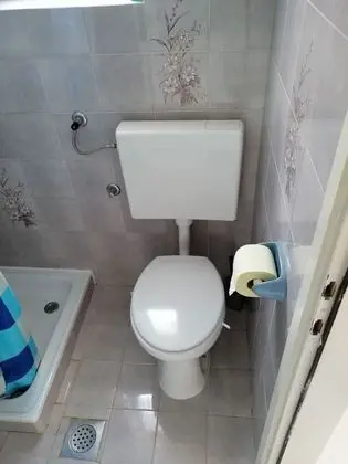 Deluxe Üç Kişilik Oda (2)