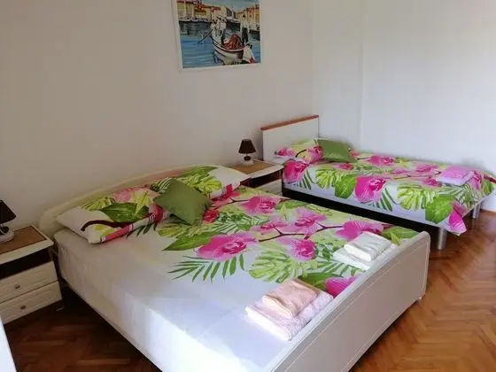 Üç Kişilik Oda (1)