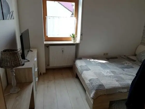 Tek Büyük Yataklı Oda