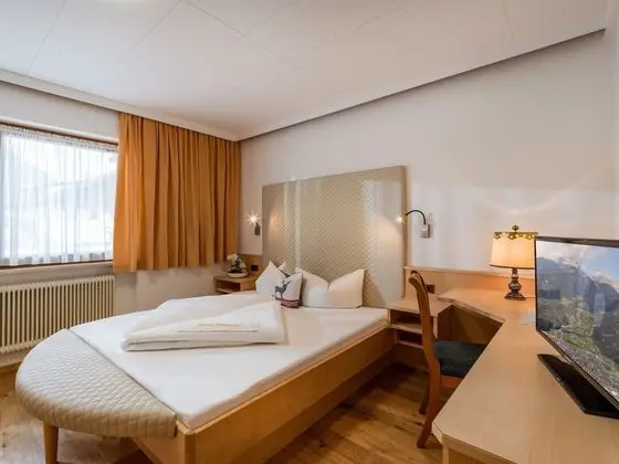 Tek Büyük Yataklı Oda (17m2)