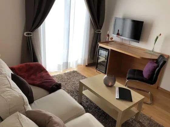 Basic Süit, Bahçe Manzaralı