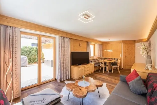 Superior Apart Daire, 2 Yatak Odası, Sauna, Bahçe Manzaralı