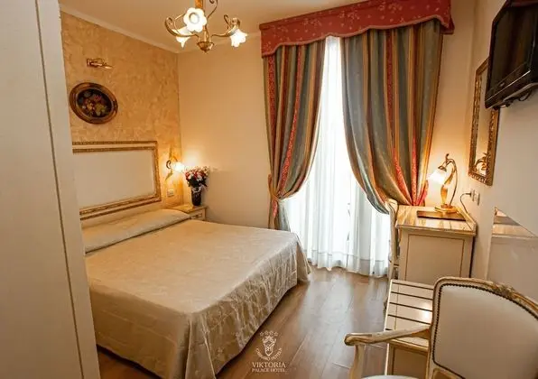 Superior Tek Büyük Yataklı Oda, Balkon, Lagün Manzaralı