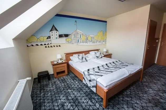 Comfort Tek Büyük Yataklı Oda