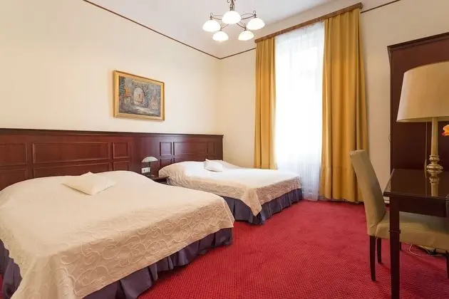 Dört Kişilik Oda