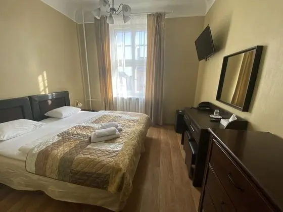 Tek Büyük Yataklı Oda