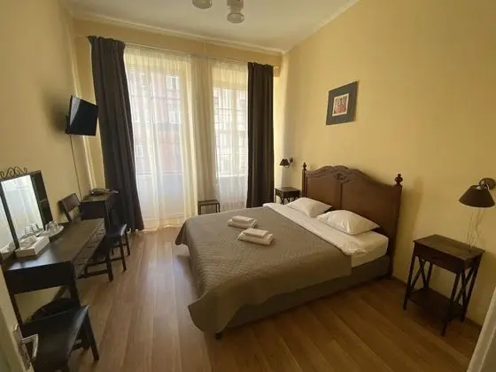 Tek Büyük Yataklı Oda