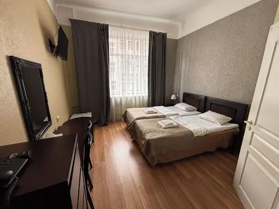 Tek Büyük Yataklı Oda