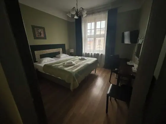Tek Büyük Yataklı Oda