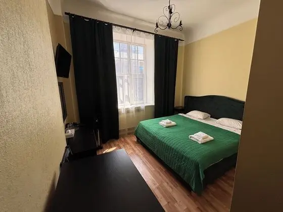 Tek Büyük Yataklı Oda
