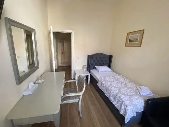 Tek Kişilik Oda