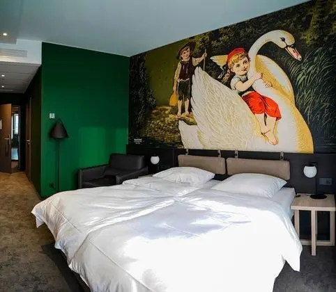 Classic Tek Büyük Yataklı Oda