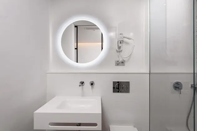 Standard Tek Büyük veya İki Ayrı Yataklı Oda, Balkon, Şehir Manzaralı