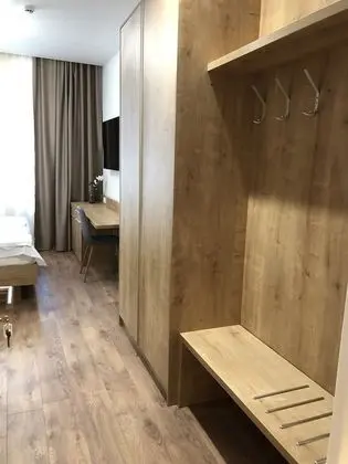 Luxury Tek Büyük Yataklı Oda