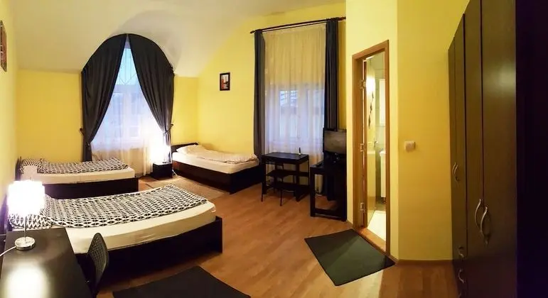 Deluxe Üç Kişilik Oda