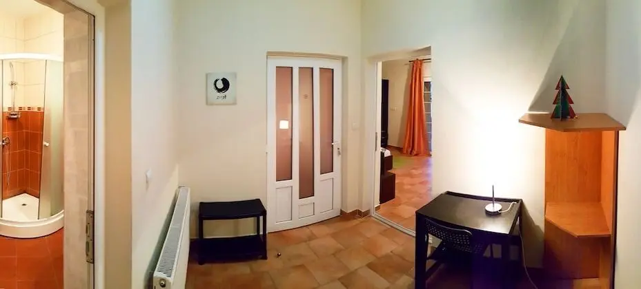 Stüdyo Süit, Teras