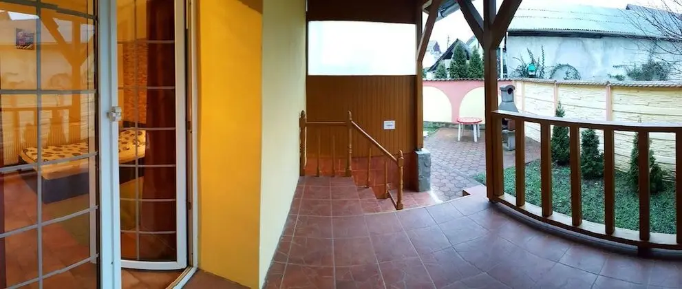 Stüdyo Süit, Teras