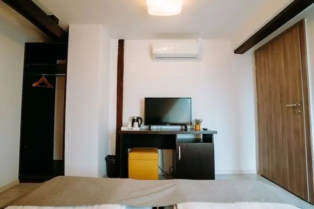 Standard Oda, 2 Tek Kişilik Yatak, Avlu Manzaralı