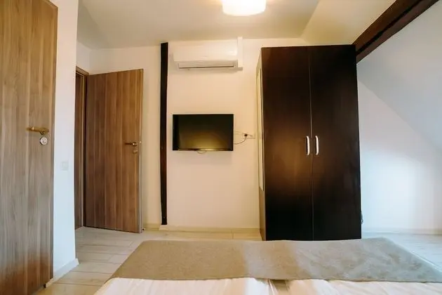 Standard Oda, Avlu Manzaralı