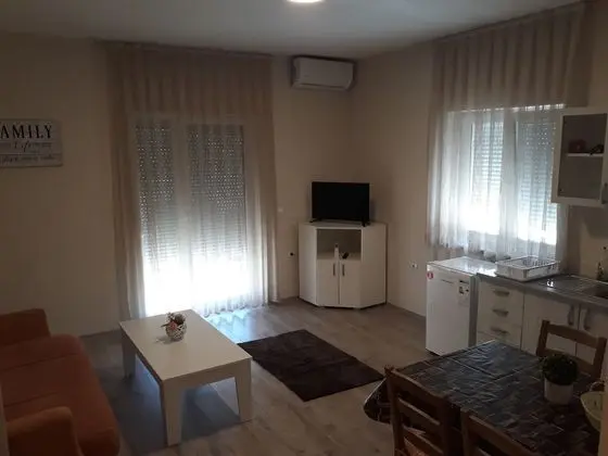 Family Apart Daire, Zemin Kat (1)