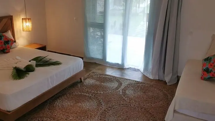 Deluxe Tek Büyük Yataklı Oda, 1 Yatak Odası, Bahçe Manzaralı