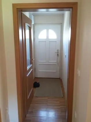 Apart Daire, 3 Yatak Odası, Özel Banyo, Bahçeli