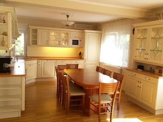 Apart Daire, 3 Yatak Odası, Özel Banyo, Bahçeli