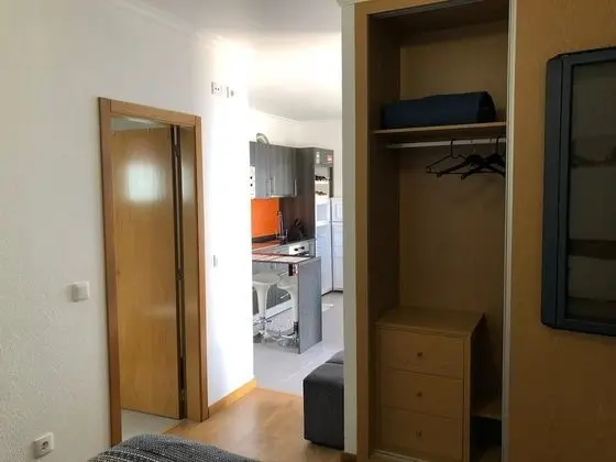 Apart Daire, Havuz Manzaralı