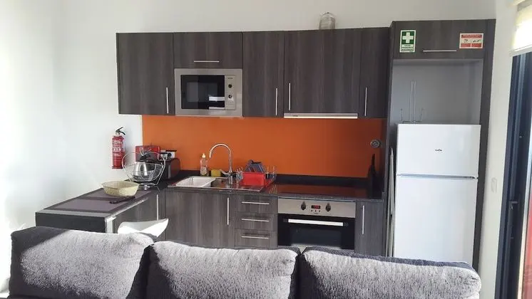 Apart Daire, Havuz Manzaralı