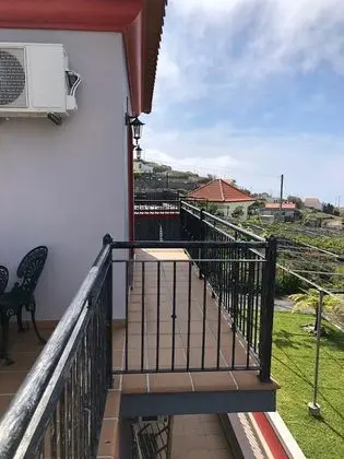 Apart Daire, Havuz Manzaralı