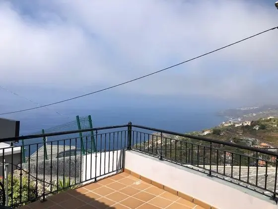Apart Daire, Havuz Manzaralı