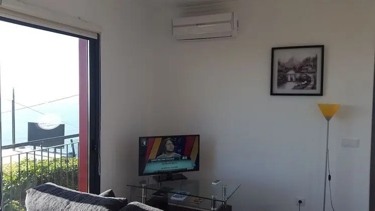 Apart Daire, Havuz Manzaralı