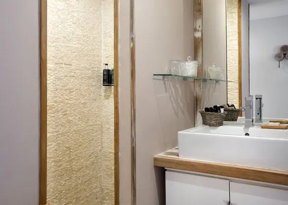 Classic Tek Büyük Yataklı Oda