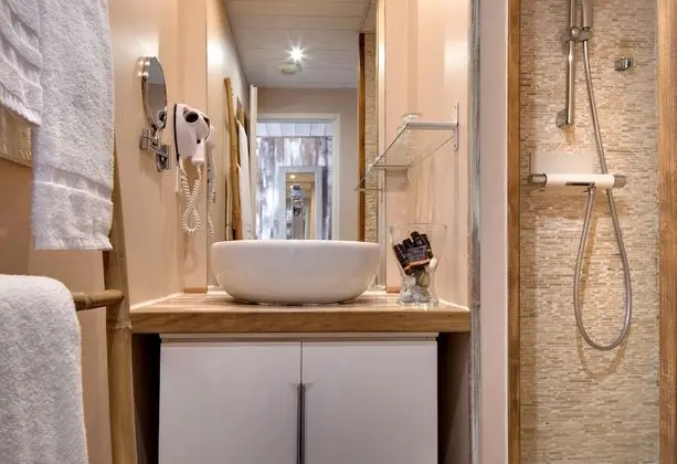 Classic Tek Büyük Yataklı Oda