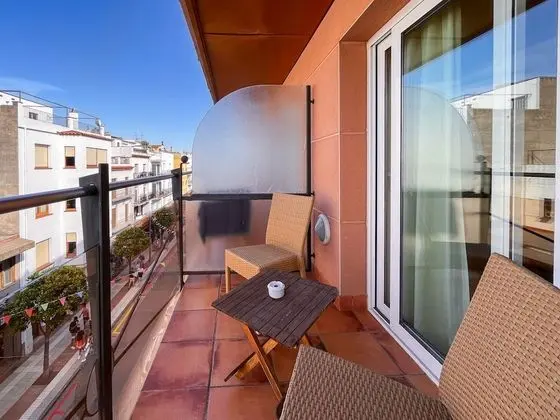 Doble Estándar con Balcón