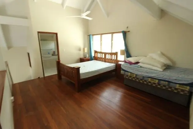 Tek Büyük Yataklı Oda, Okyanus Manzaralı (Queen Room)