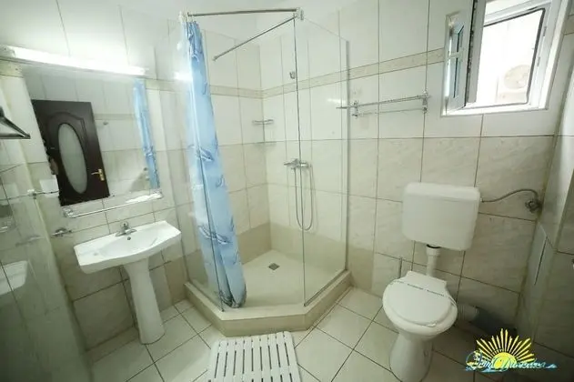 Classic Tek Büyük veya İki Ayrı Yataklı Oda