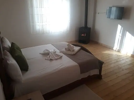 Üç Kişilik Oda, Özel Banyo