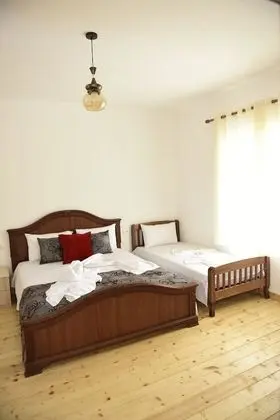 Üç Kişilik Oda, Özel Banyo